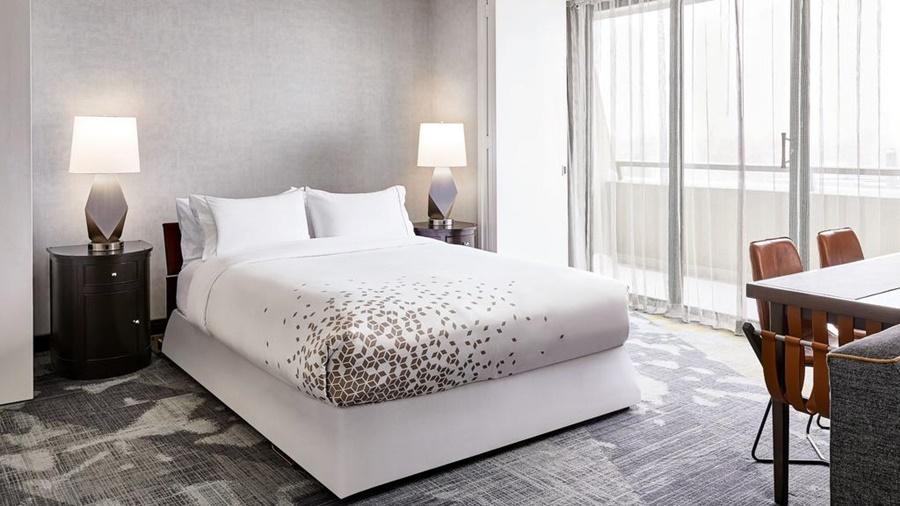 Renaissance Denver Hotel & Conference Center Екстер'єр фото