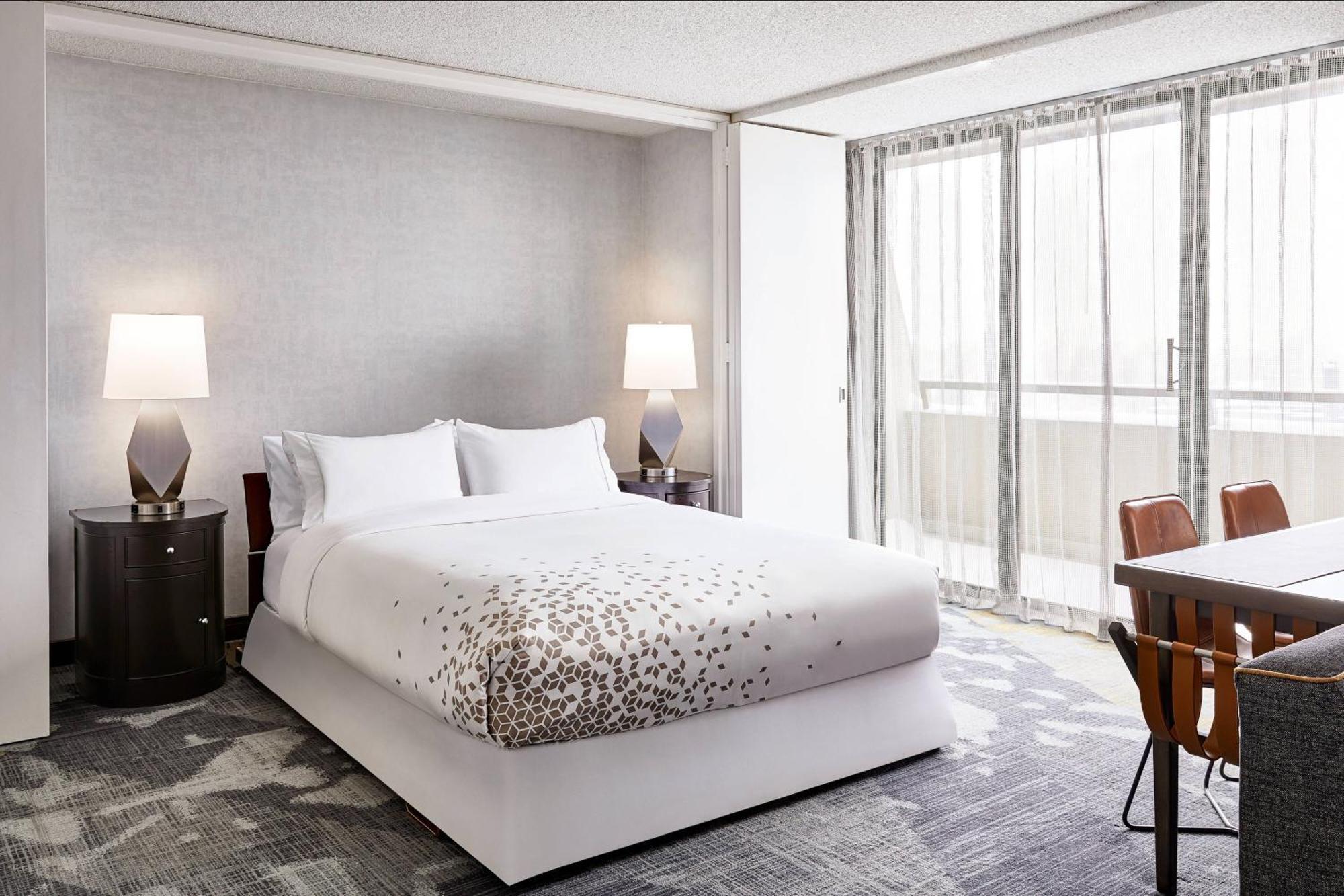 Renaissance Denver Hotel & Conference Center Екстер'єр фото