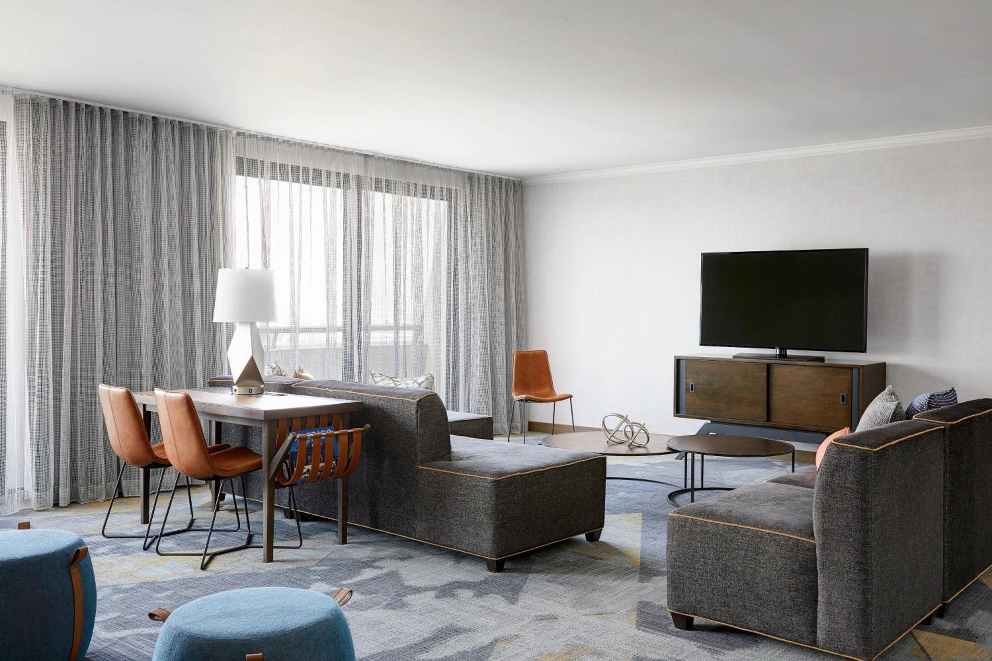 Renaissance Denver Hotel & Conference Center Екстер'єр фото